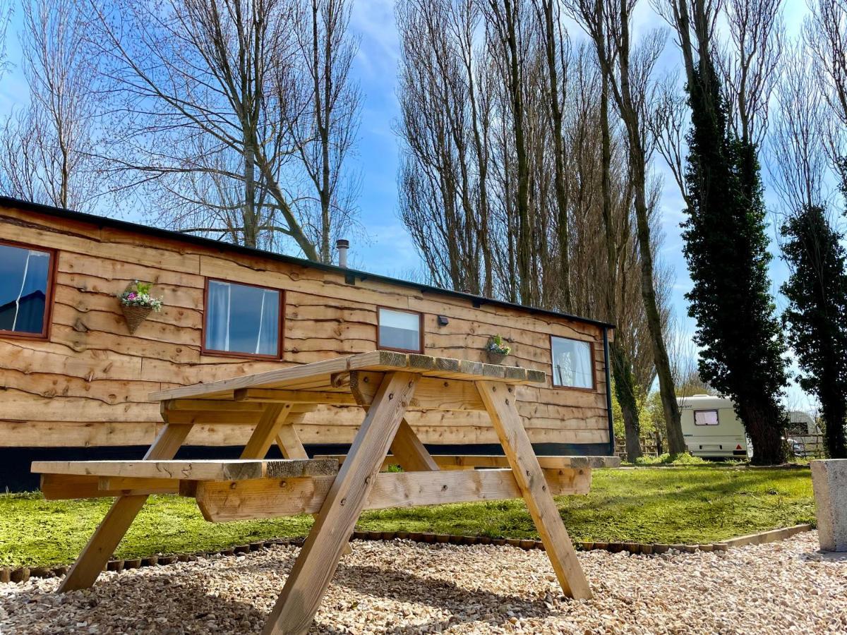 Poplar Lodge Log Caravan Kirkby on Bain Exterior photo